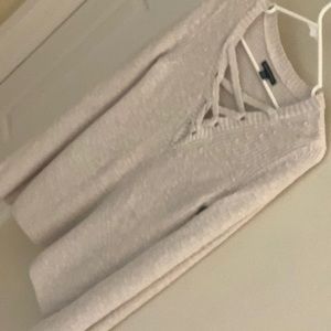 AE sweater size medium